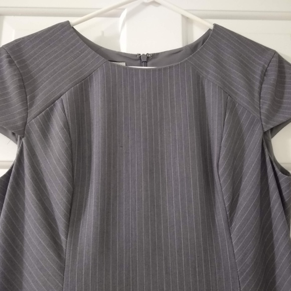 Anne Klein Gray Pinstripe A-Line Women's Dress 12 - Picture 2 of 8